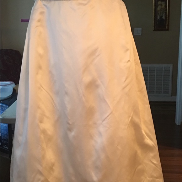 Reem Acra Wedding Dress - Picture 3 of 7